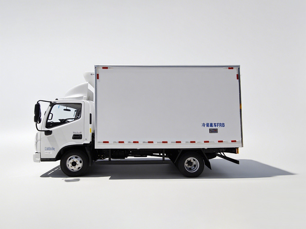 奥铃青春无敌版冷藏车-6档变速箱