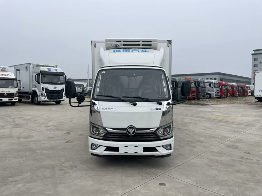福田奥铃全新智蓝EM 高端冷藏车