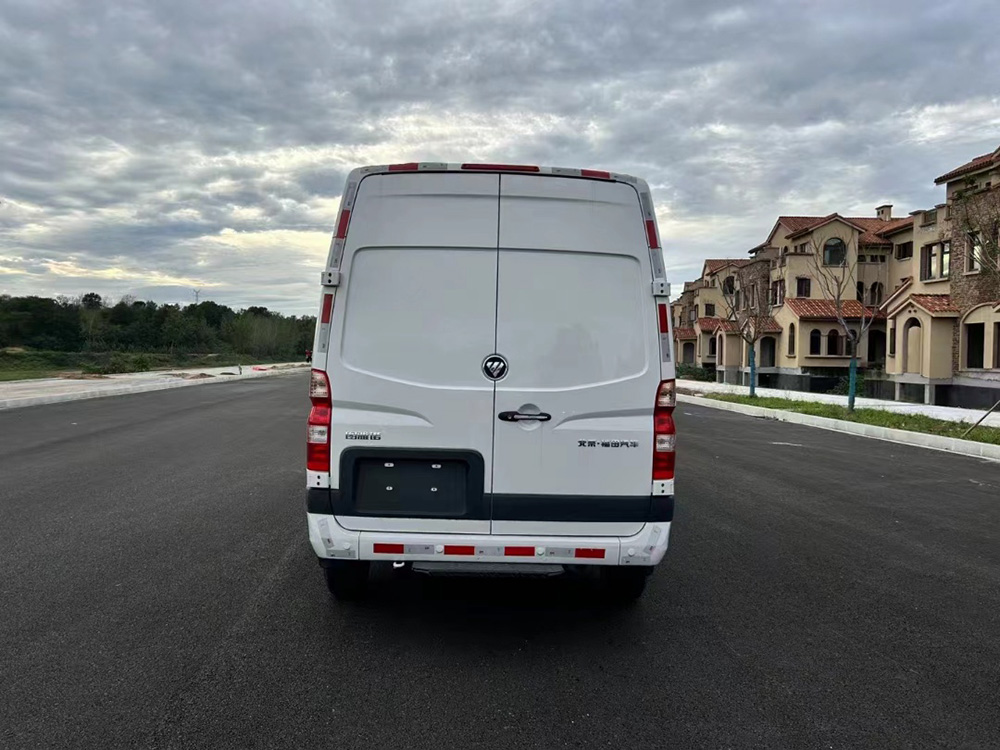 福田图雅诺轴短冷藏车